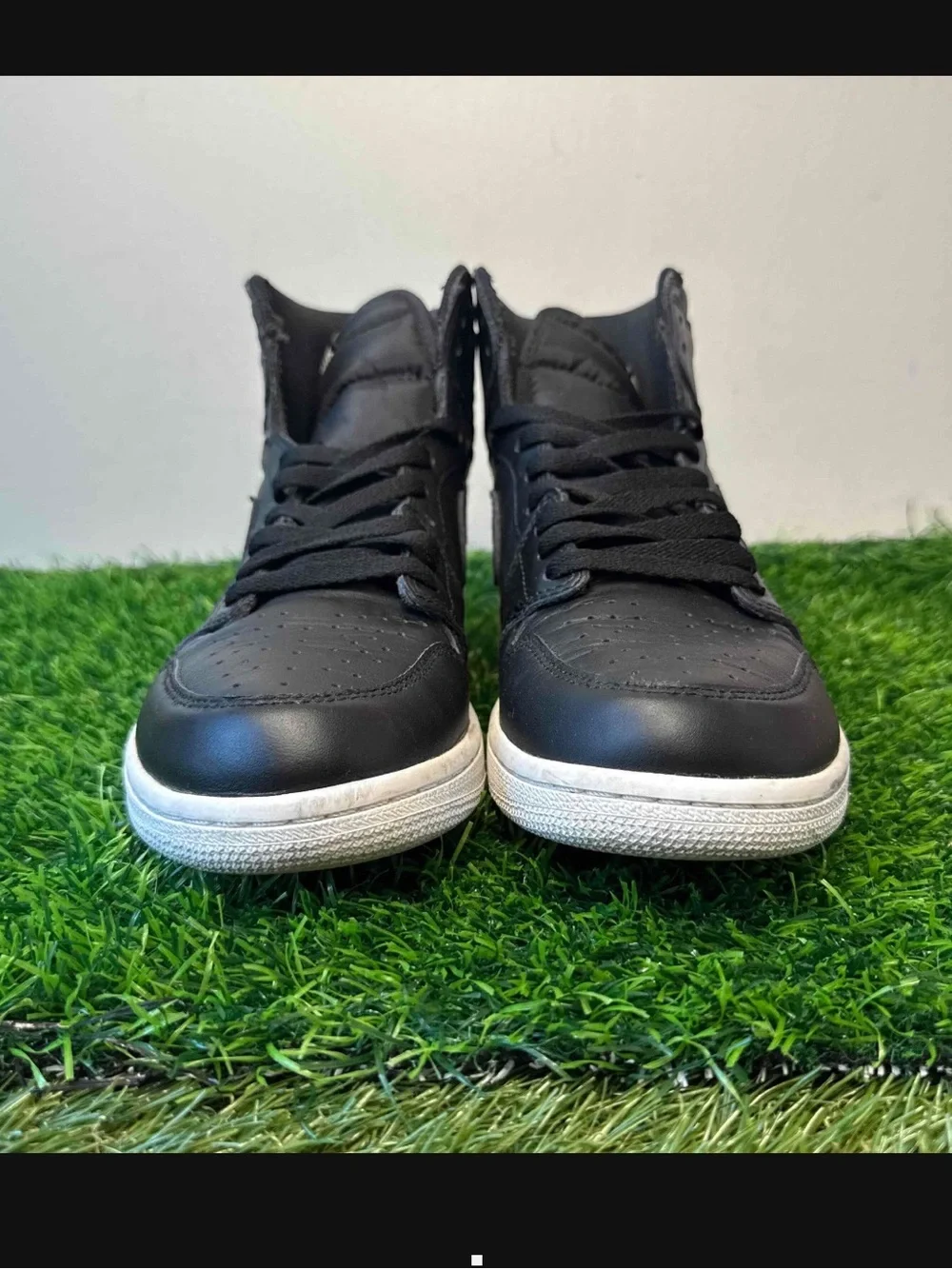 Nike Air Jordan 1 Retro High Cyber Monday Black White Size 9 Sneakers Shoes